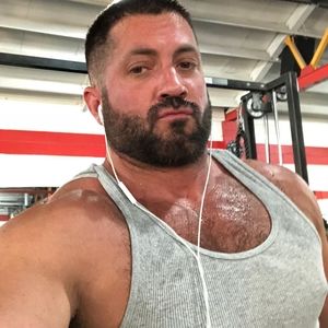 Meet your Posher, Les